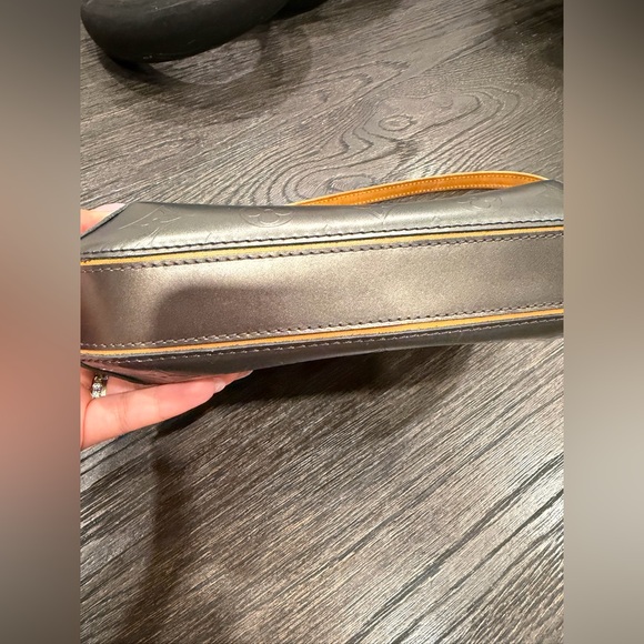 Louis Vuitton Fowler Leather Handbag - Picture 13 of 13